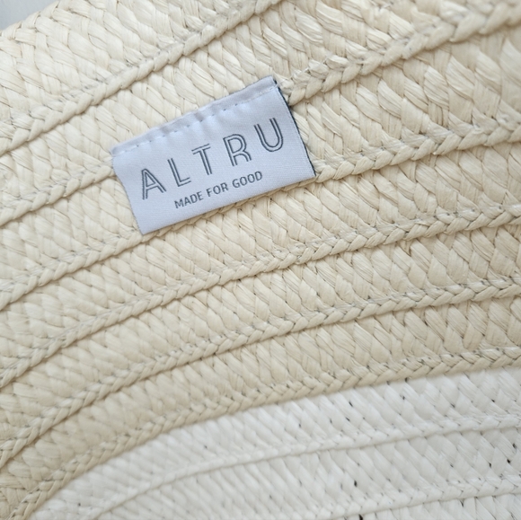 Altru Straw Purse - Picture 4 of 10